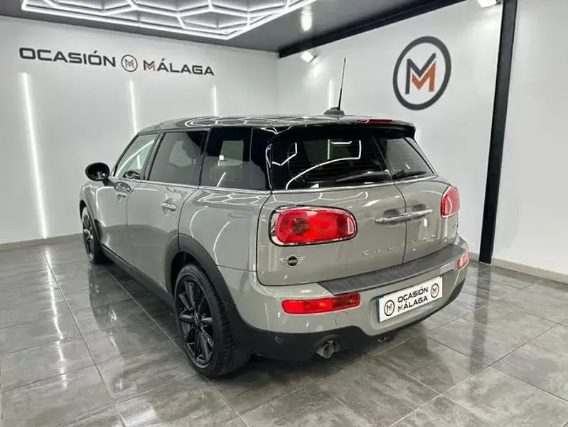 Usado Mini One D Clubman 116 CV (85 kW) 2018 Gris / plata Familiar