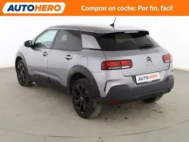 Usado Citroën C4 Cactus PureTech 110 CV (80 kW) 2018 Gris Utilitario