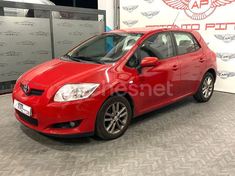 Rojo Usado 2008 Toyota Auris Luna Utilitario | 8900 € (Caro) - Imagen 1/4