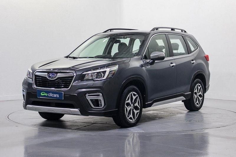 Gris / plata Usado 2021 Subaru Forester Sport SUV | 26.990 € (Precio justo) - Imagen 1/4