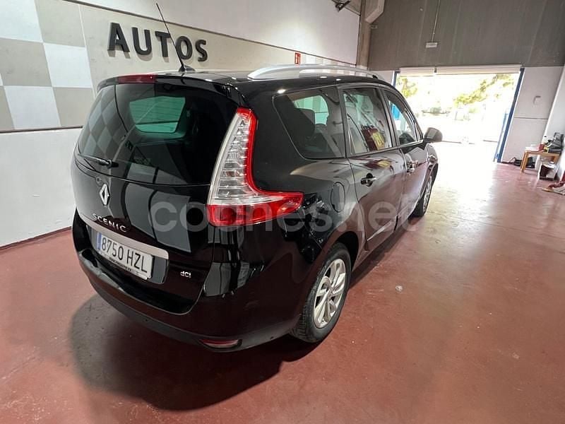 Usado Renault Grand Scénic III LIMITED 130 CV (95 kW) 2014 Negro Monovolumen