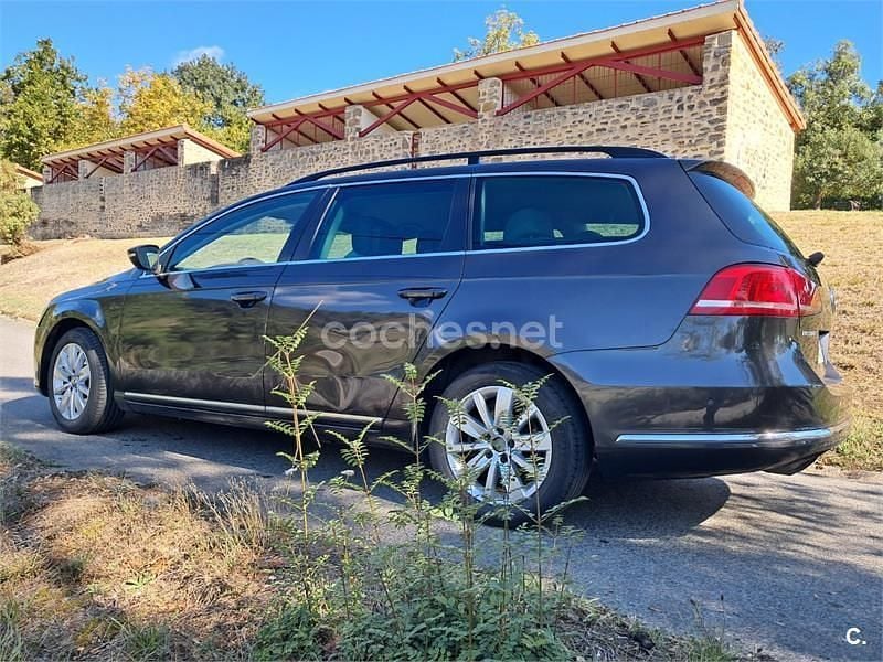 Usado VW Passat Advance 140 CV (102 kW) 2011 Beige Familiar
