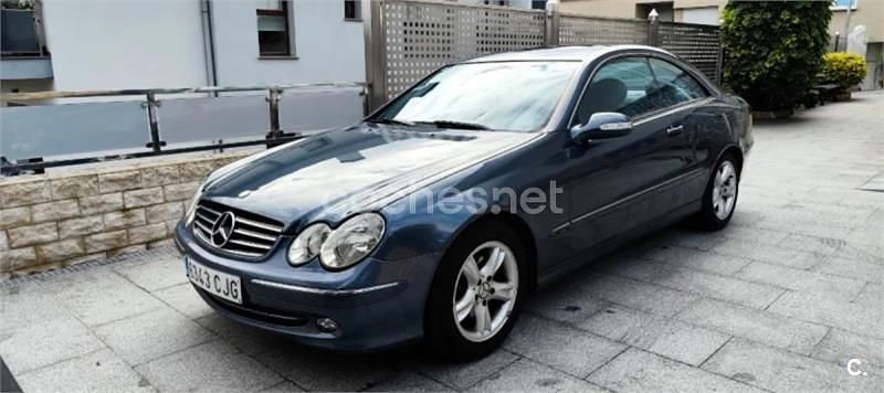 Usado Mercedes CLK200 Avantgarde 163 CV (119 kW) 2003 Gris / plata Coupe