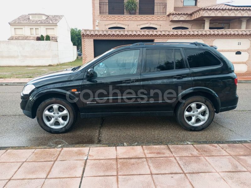 Usado Ssangyong (KGM) Kyron 165 CV (121 kW) 2009 Negro SUV