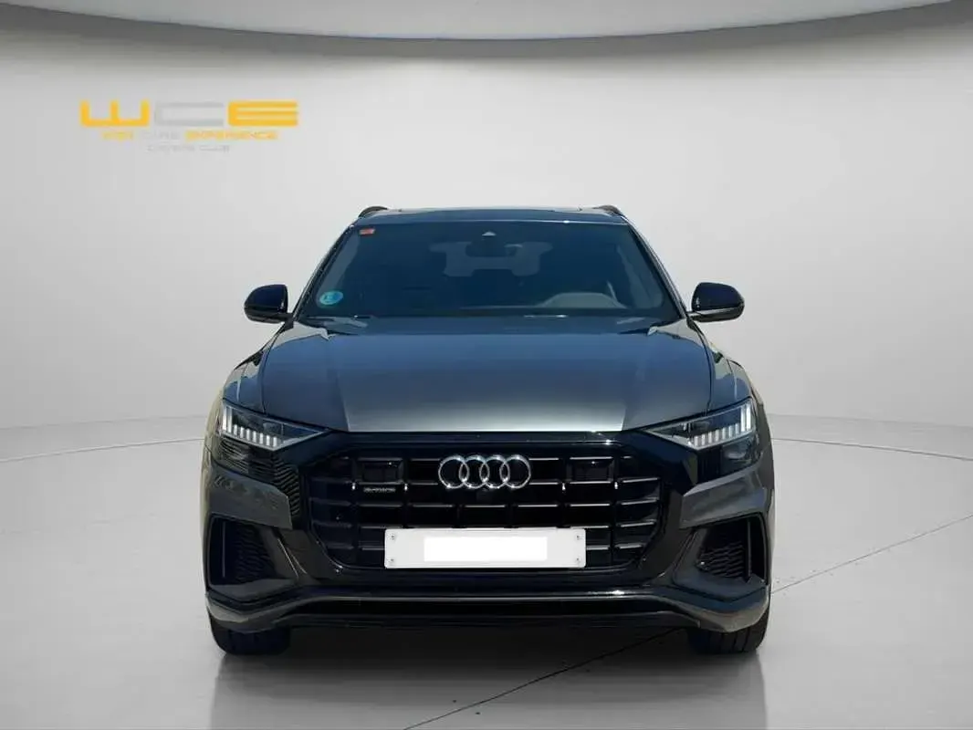 Usado Audi Q8 286 CV (210 kW) 2021 Gris SUV