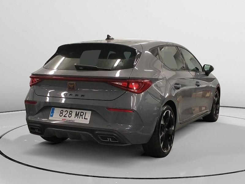 Usado Cupra Leon 150 CV (110 kW) 2023 Negro