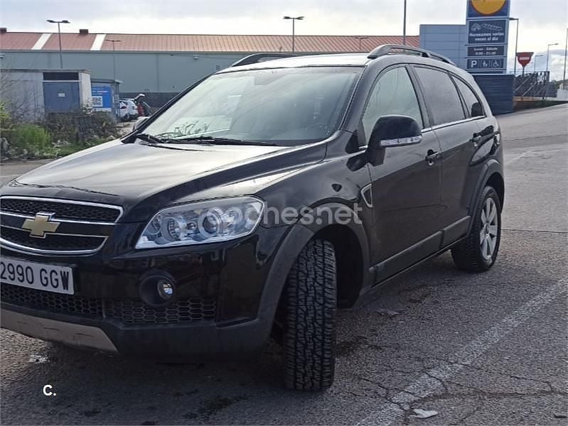 Usado Chevrolet Captiva 150 CV (110 kW) 2008 Negro SUV