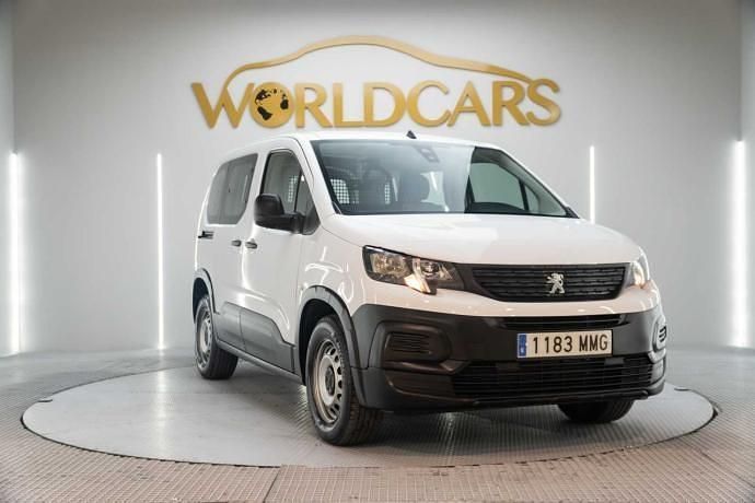 Usado Peugeot Rifter Business-Line 102 CV (75 kW) 2023 Monovolumen