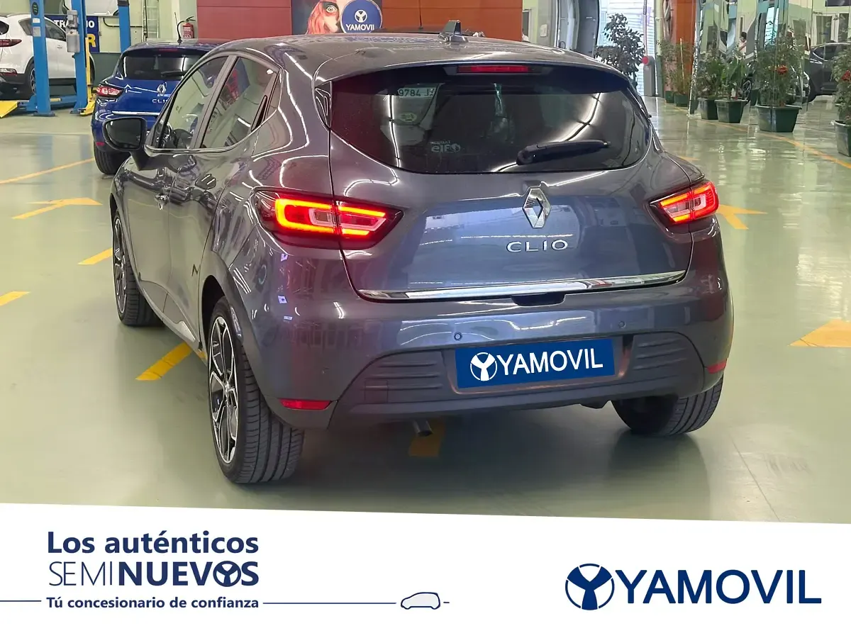 Usado Renault Clio IV Zen 90 CV (66 kW) 2018 Gris