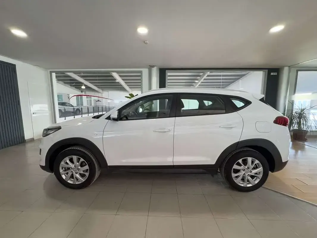 Usado Hyundai Tucson N Line 136 CV (100 kW) 2020 Blanco SUV