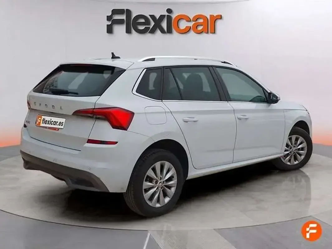 Käytetty Skoda Kamiq Ambition 150 HP (110 kW) 2022 Valkoinen Katumaasturi