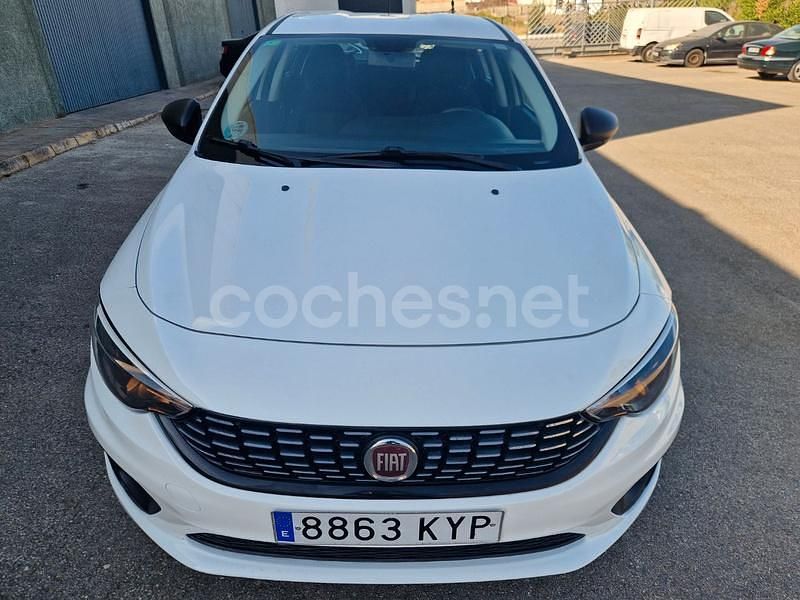 Blanco Usado 2019 Fiat Tipo Lounge Berlina | 8900 € (Buen precio) - Imagen 1/4