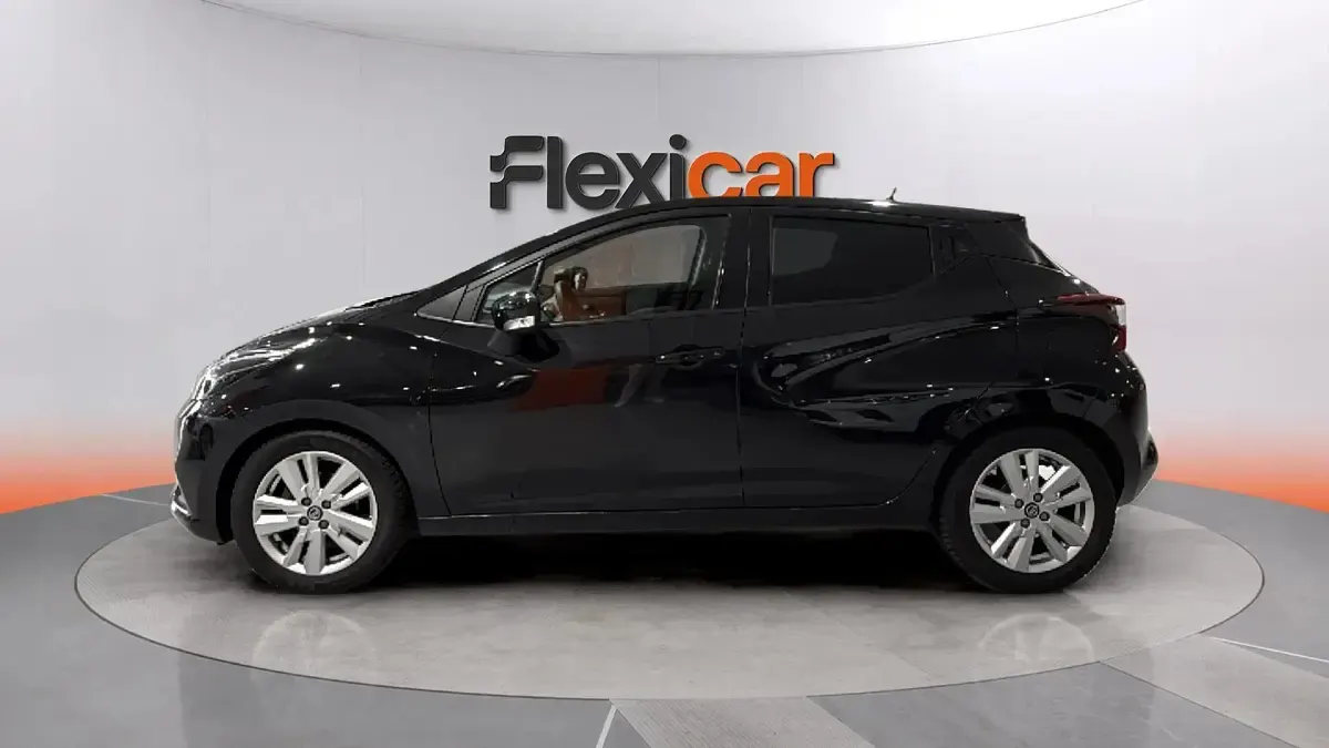 Usado Nissan Micra Acenta 101 CV (74 kW) 2019 Negro Utilitario