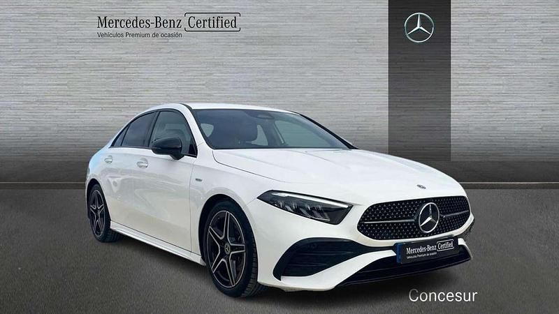 Usado Mercedes A200 150 CV (110 kW) 2023 Blanco Berlina