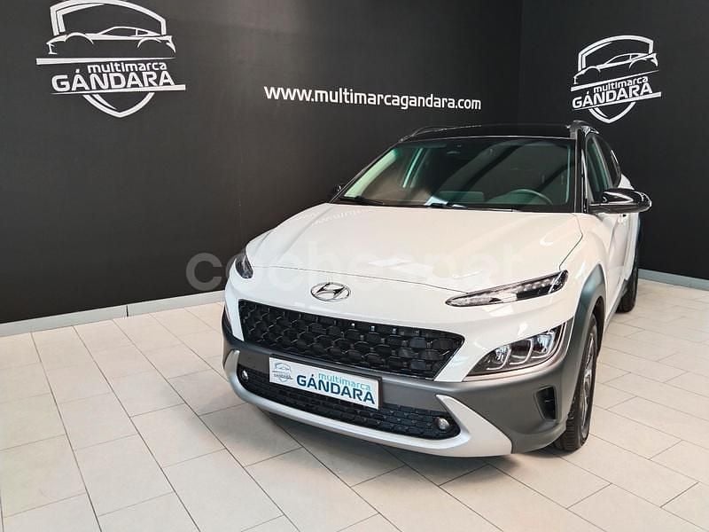 Blanco Usado 2021 Hyundai Kona SUV | 21.490 € (Un poco caro) - Imagen 1/4