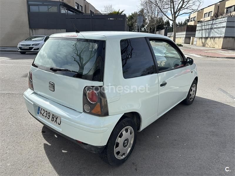 Usado Seat Arosa Stella 50 CV (36 kW) 2004 Blanco Utilitario