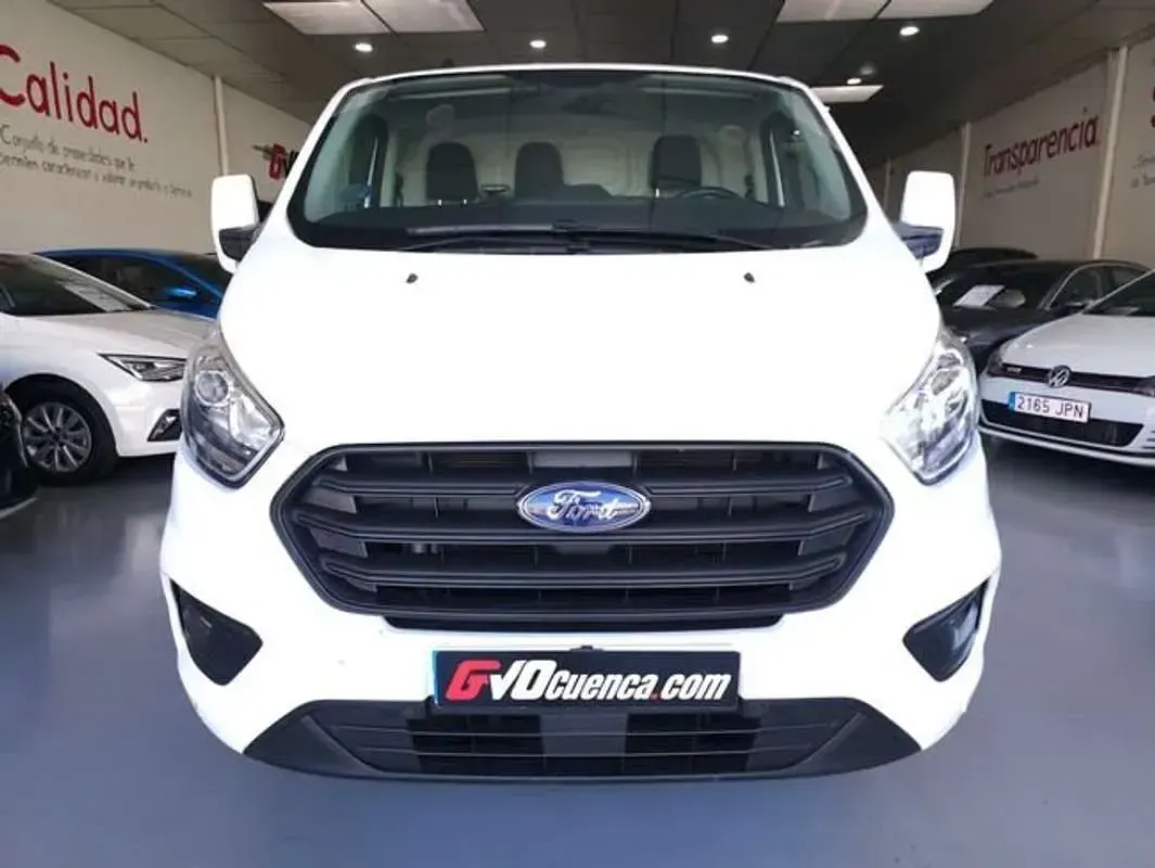 Usado Ford Transit Custom Trend 130 CV (95 kW) 2022 Blanco Van