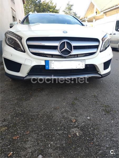 Blanco Usado 2015 Mercedes GLA220 AMG line SUV | 21.400 € (Un poco caro) - Imagen 1/4