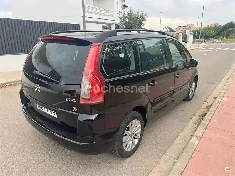 Usado Citroën Grand C4 Picasso Exclusive 110 CV (80 kW) 2007 Negro Monovolumen