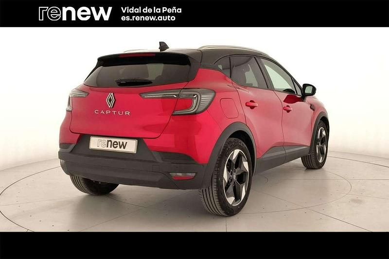 Używany Renault Captur Techno 101 KM (74 kW) 2025 Czerwony SUV