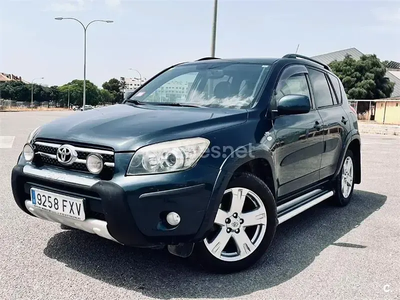 Usado Toyota RAV4 Premium 177 CV (130 kW) 2007 Negro SUV