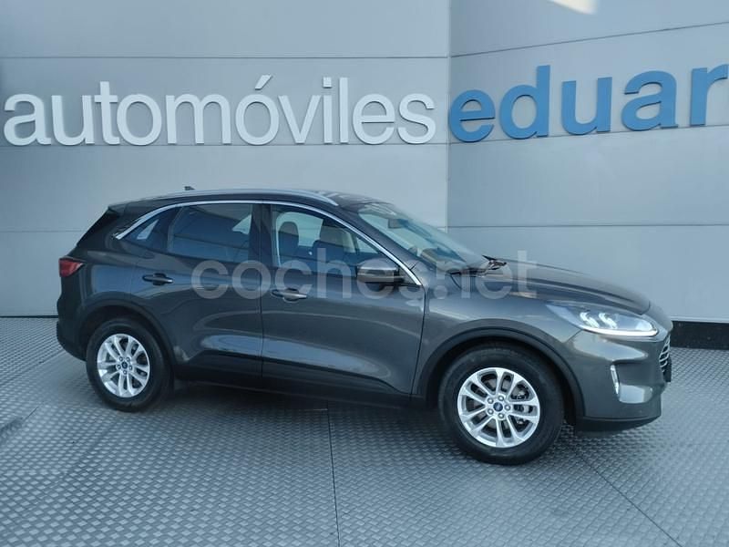 Gris / plata Usado 2021 Ford Kuga Titanium SUV | 17.500 € (Un poco caro) - Imagen 1/4