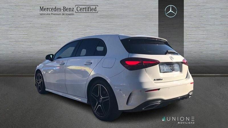 Usado Mercedes A180 116 CV (85 kW) 2025 Blanco