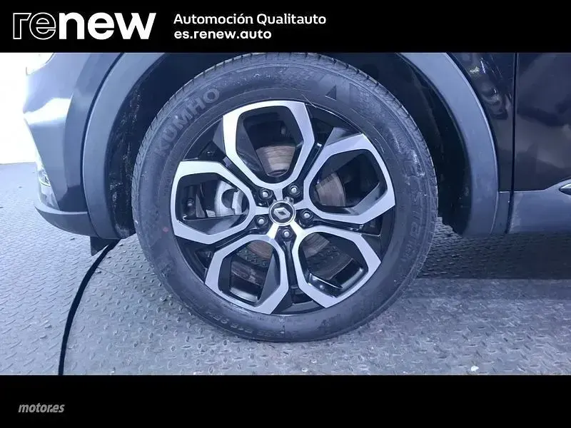 Usado Renault Arkana Techno 145 CV (106 kW) 2022 Negro SUV