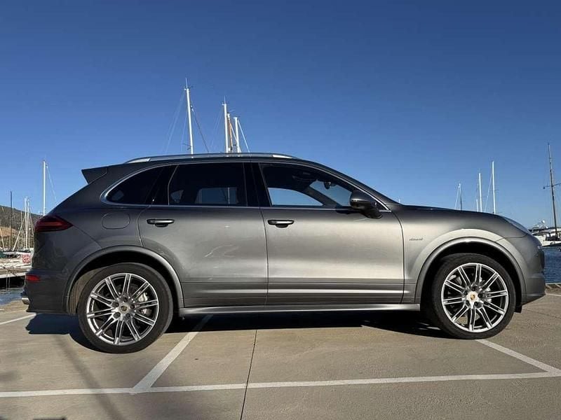 Usado Porsche Cayenne S 385 CV (283 kW) 2016 Gris SUV