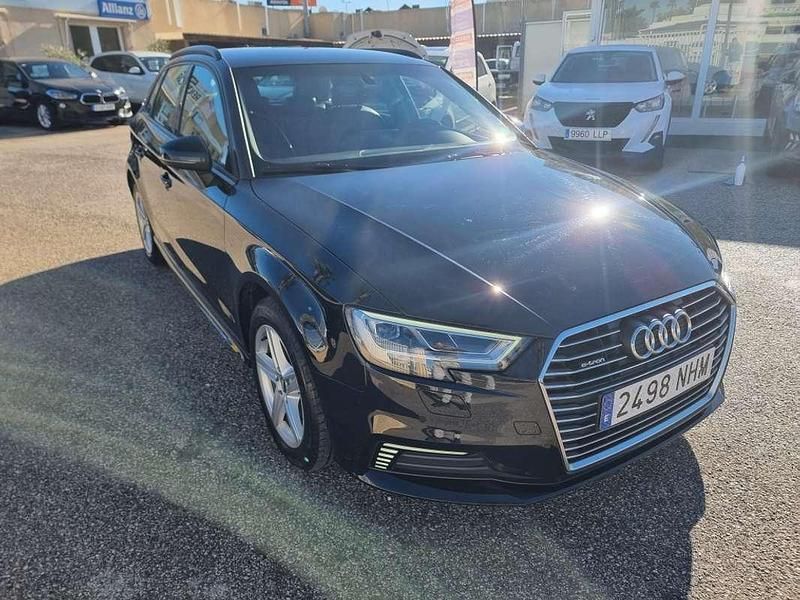 Usado Audi A3 Sportback e-tron 204 CV (150 kW) 2020 Negro Utilitario