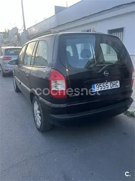 Usado Opel Zafira Elegance 125 CV (91 kW) 2005 Negro Monovolumen