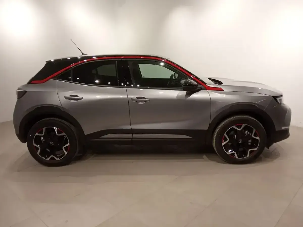 Usado Opel Mokka-e GSe 100 kW (136 CV) 2023 Gris SUV
