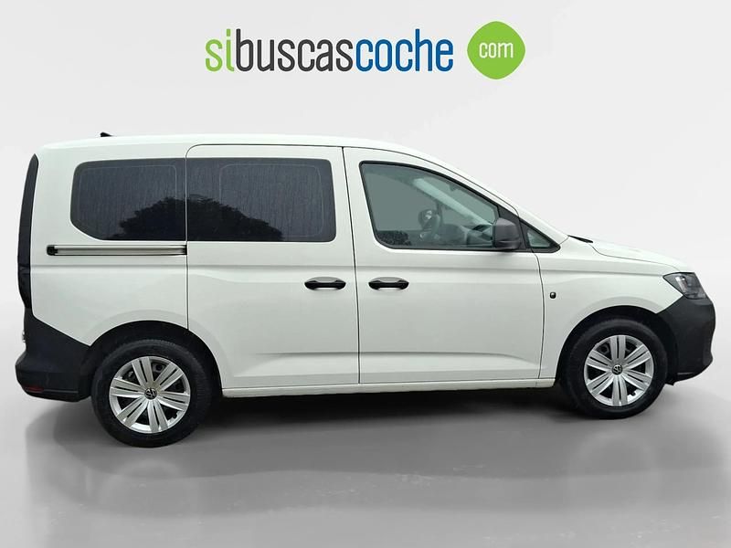 Usado VW Caddy 102 CV (75 kW) 2022 Blanco Monovolumen