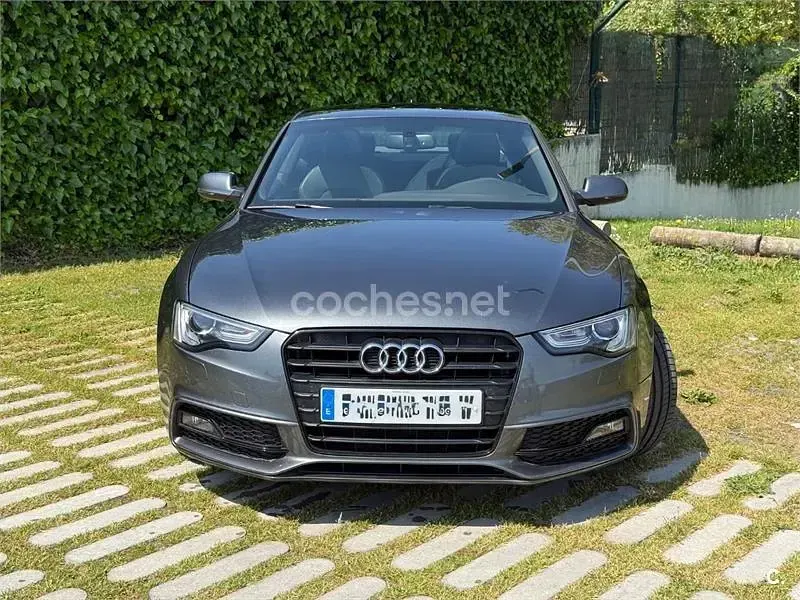 Używany Audi A5 S-Line 190 KM (139 kW) 2016 Szary Coupe