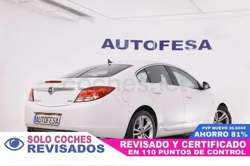 Usado Opel Insignia Sport 160 CV (117 kW) 2010 Blanco Berlina