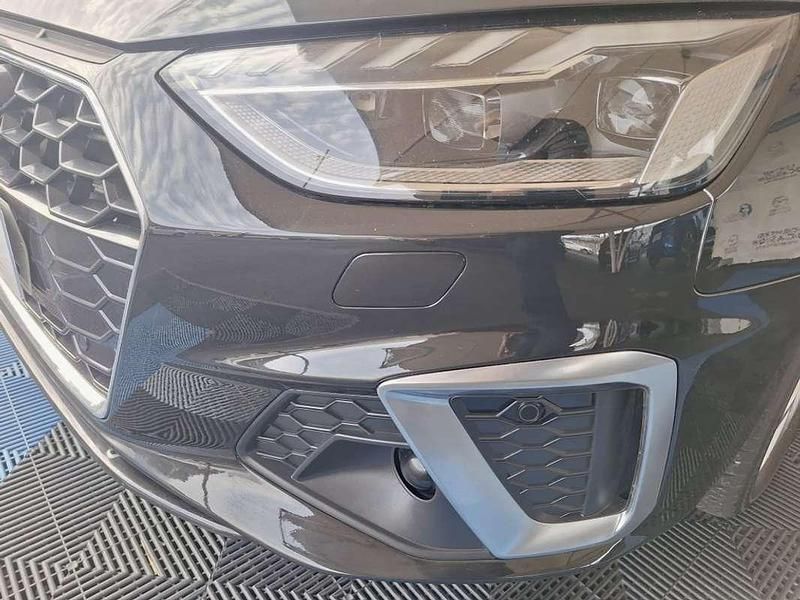 Usado Audi A4 S-Line 163 CV (119 kW) 2023 Negro Berlina