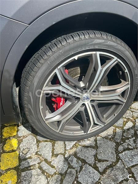 Usado Maserati Levante 350 CV (257 kW) 2019 Gris / plata SUV