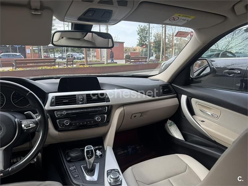 Usado BMW 330 252 CV (185 kW) 2016 Azul Familiar