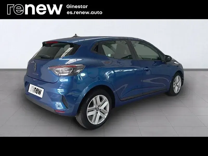 Używany Renault Clio V Evolution 101 KM (74 kW) 2023 Niebieski Sedan/Limuzyna