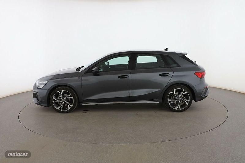 Usado Audi A3 S-Line 150 CV (110 kW) 2023 Gris Berlina