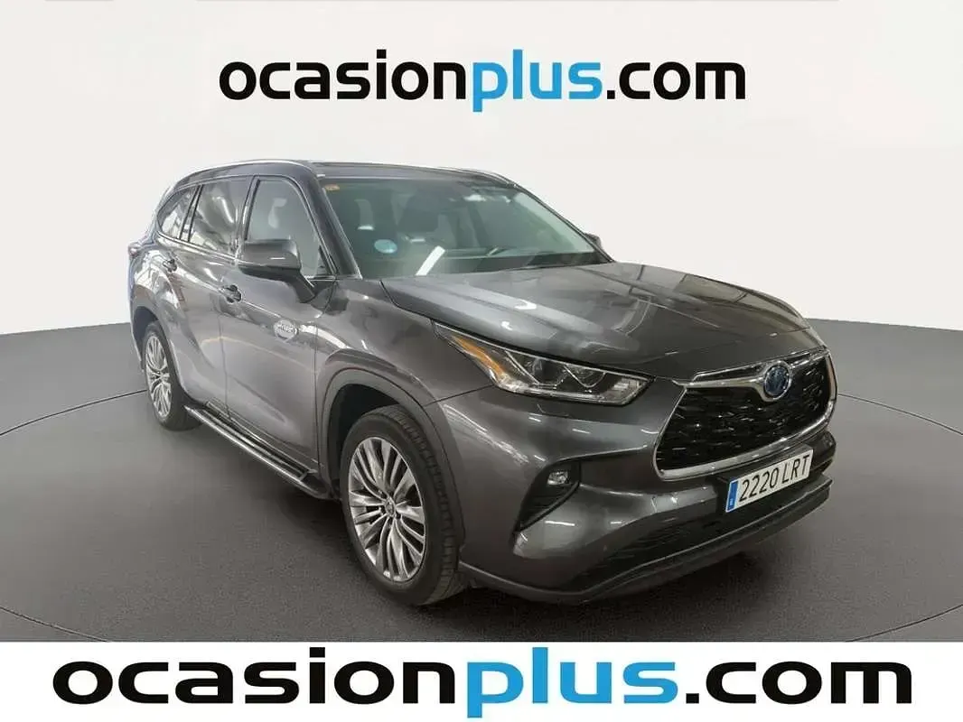 Usado Toyota Highlander Advance 247 CV (181 kW) 2021 Gris SUV