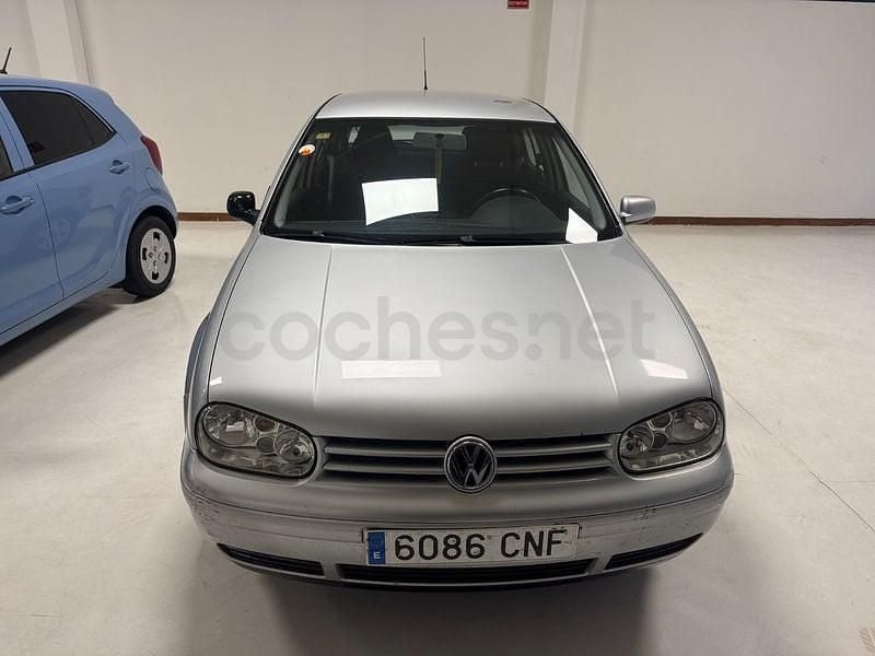 Usado VW Golf IV Conceptline 105 CV (77 kW) 2003 Gris / plata Berlina