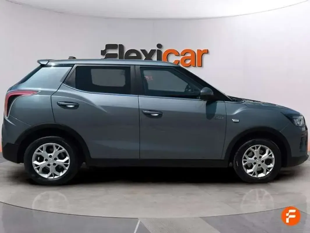 Usado SsangYong Tivoli Limited 163 CV (119 kW) 2024 Gris SUV