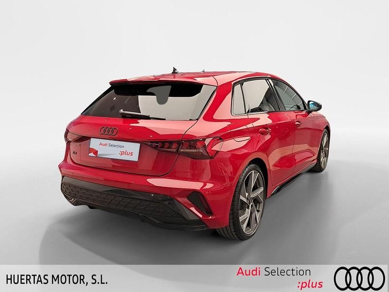 Usado Audi A3 Sport 150 CV (110 kW) 2025 Rojo Berlina