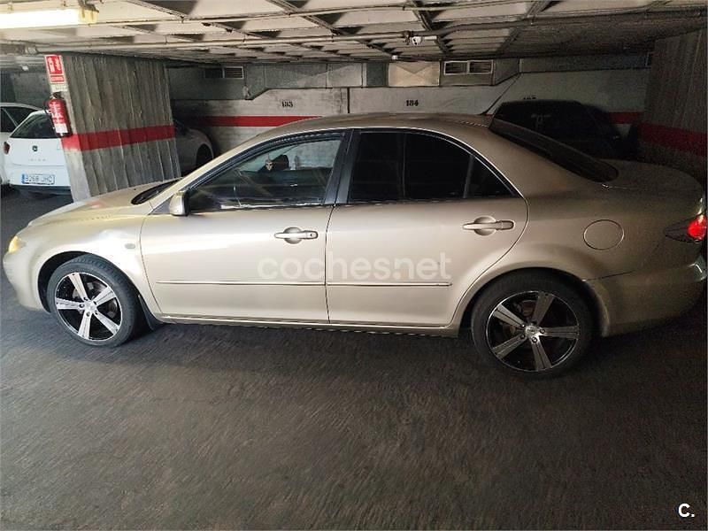 Beige Usado 2003 Mazda 6 Active Berlina | 1200 € (Super precio) - Imagen 1/4