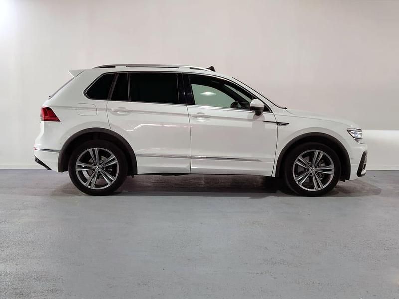 Usado VW Tiguan Sportline 150 CV (110 kW) 2019 Blanco SUV
