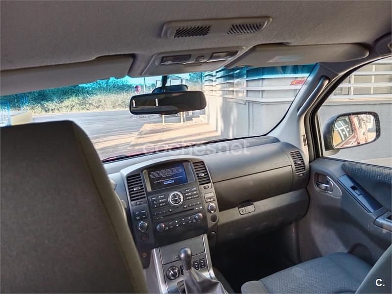 Usado Nissan Navara Pack 190 CV (139 kW) 2010 Rojo Recogida