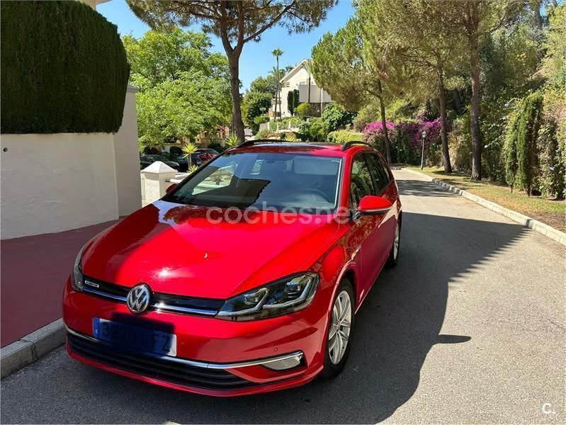 Occasion VW Golf VIII Advance 130 ch (95 kW) 2020 Rouge Break