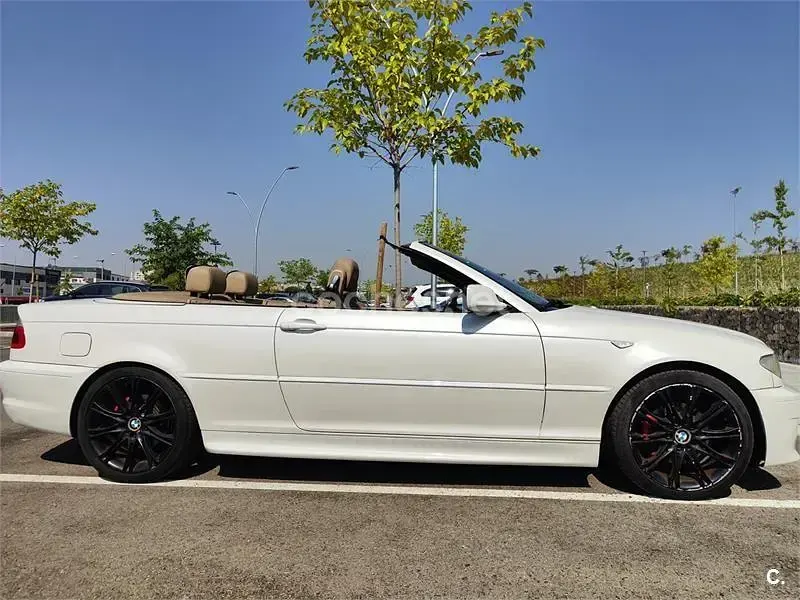 Usado BMW 320 Cabriolet 150 CV (110 kW) 2006 Blanco Descapotable
