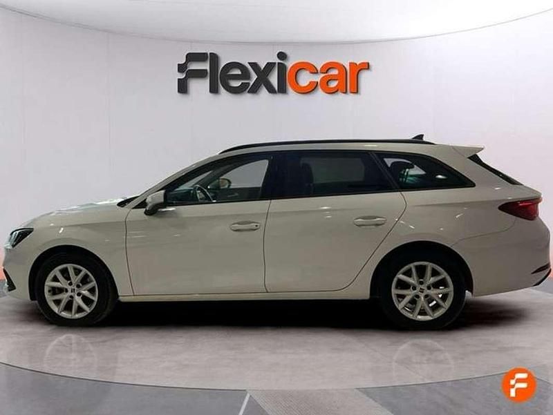 Usado Seat Leon Style 116 CV (85 kW) 2021 Blanco Utilitario